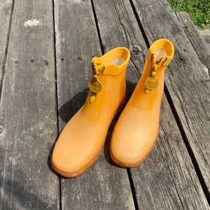 Cute Vintage Chanel Rainboots